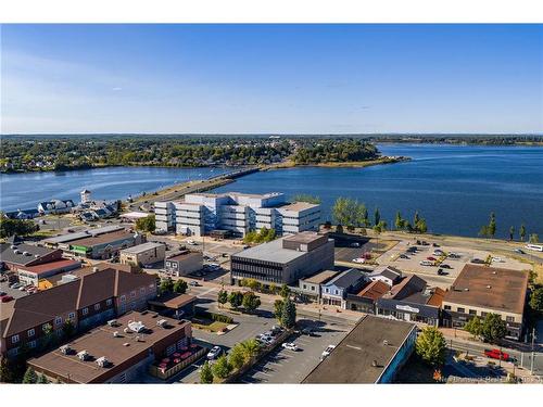 275 Main St, Bathurst, NB 