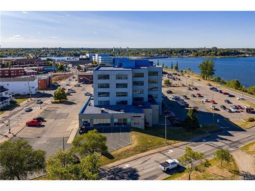 275 Main St, Bathurst, NB 