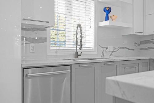 Kitchen - 451 Boul. De Fontainebleau, Blainville, QC - Indoor Photo Showing Kitchen