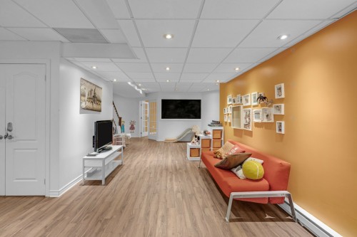 Family room - 451 Boul. De Fontainebleau, Blainville, QC - Indoor