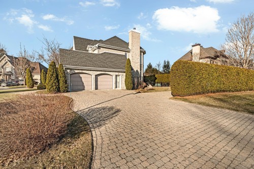 Garage - 451 Boul. De Fontainebleau, Blainville, QC - Outdoor