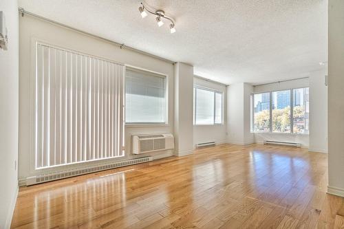 Living room - 502-651 Rue De La Montagne, Montréal (Ville-Marie), QC - Indoor Photo Showing Other Room