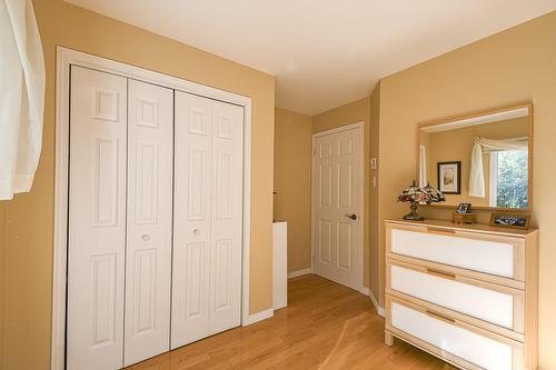 Chambre à coucher - 565 Rue Des Plaines, Sainte-Adèle, QC - Indoor Photo Showing Other Room