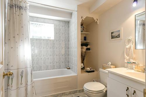 Salle de bains - 565 Rue Des Plaines, Sainte-Adèle, QC - Indoor Photo Showing Bathroom