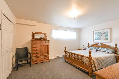 Chambre à coucher - 565 Rue Des Plaines, Sainte-Adèle, QC - Indoor Photo Showing Bedroom