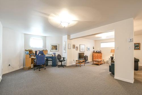 Salle familiale - 565 Rue Des Plaines, Sainte-Adèle, QC - Indoor