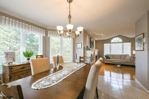 Salle à manger - 565 Rue Des Plaines, Sainte-Adèle, QC - Indoor Photo Showing Dining Room