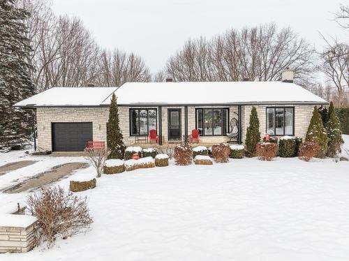 Frontage - 225 Rue Dupont, Saint-Jean-Sur-Richelieu, QC - Outdoor