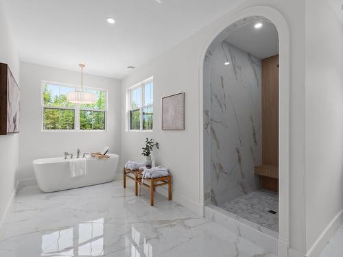 372 Canoe Crescent, Hammonds Plains, NS 