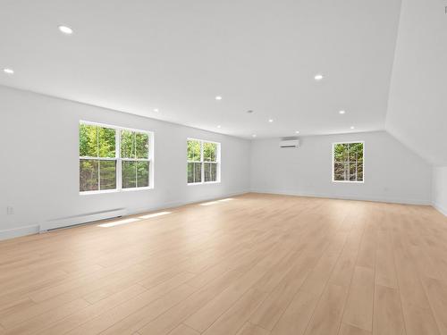 372 Canoe Crescent, Hammonds Plains, NS 