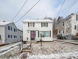 6421 Dudley Street  Halifax, NS B3L 2S1