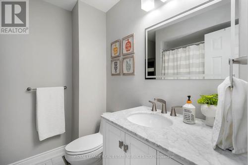1584 Woodhenge Way, Mississauga, ON - Indoor Photo Showing Bathroom