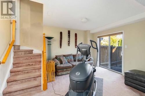 1584 Woodhenge Way, Mississauga, ON - Indoor