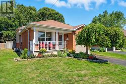 496 BURNHAM MANOR COURT  Cobourg, ON K9A 5C1
