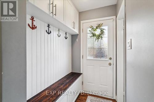 1923 Steepbank Crescent, Mississauga, ON - Indoor Photo Showing Other Room