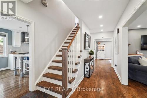 1923 Steepbank Crescent, Mississauga, ON - Indoor Photo Showing Other Room