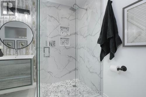 2972 Oslo Crescent, Mississauga, ON - Indoor Photo Showing Bathroom