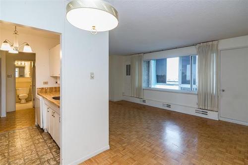 6F-300 Roslyn Rd, Winnipeg, MB 