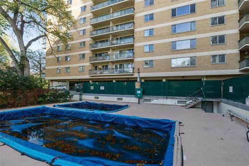 6F-300 Roslyn Rd, Winnipeg, MB 