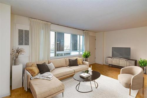 6F-300 Roslyn Rd, Winnipeg, MB 