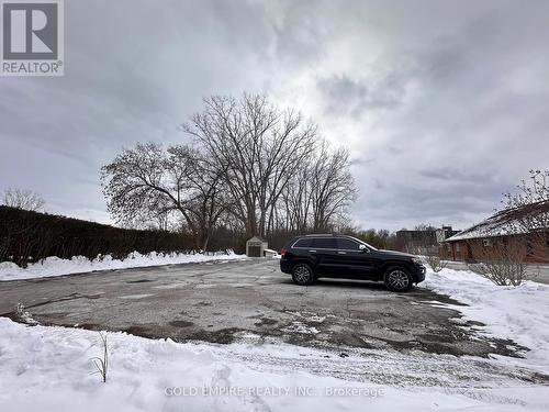 1487 Dundas Street, London East (East N), ON 