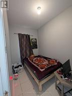 Bedroom on the main floor - 