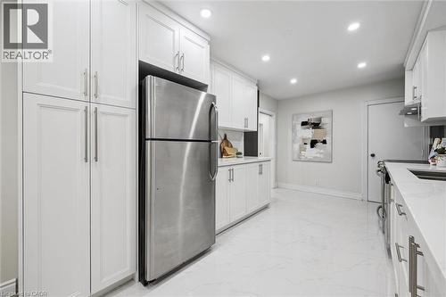 53 Nicklin Crescent, Guelph, ON - Indoor Photo Showing Kitchen