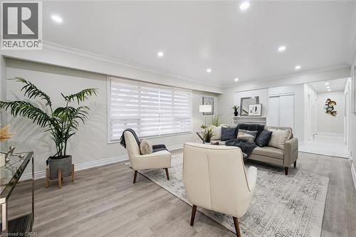 53 Nicklin Crescent, Guelph, ON - Indoor Photo Showing Living Room