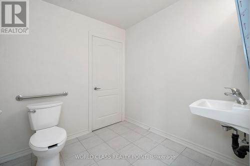 73 Cathedral High Street, Markham, ON - Indoor Photo Showing Bathroom