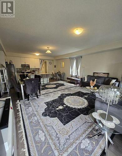 296 Okanagan Path, Oshawa, ON - Indoor
