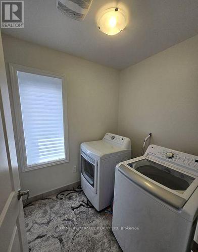 296 Okanagan Path, Oshawa, ON - Indoor Photo Showing Laundry Room