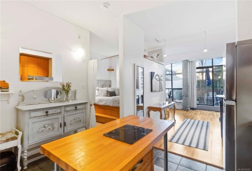 117-409 Swift St  Victoria, BC V8W 1S2