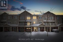 31 GREAT GABE CRESCENT  Oshawa (Windfields), ON L1L 0G6