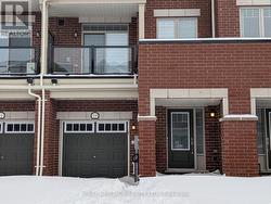 1099 LOCKIE DRIVE  Oshawa (Kedron), ON L1H 7K5