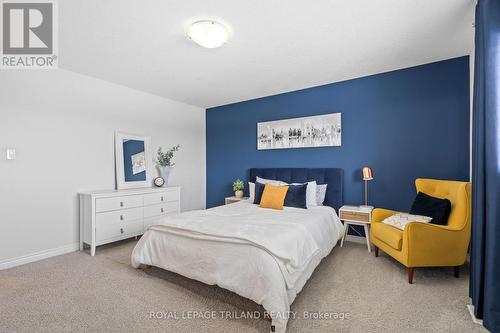 50 - 1220 Riverbend Road, London South (South B), ON - Indoor Photo Showing Bedroom