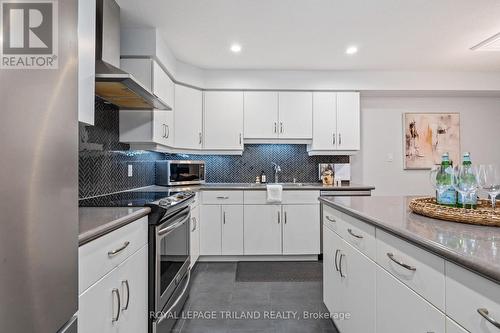 50 - 1220 Riverbend Road, London South (South B), ON - Indoor Photo Showing Kitchen