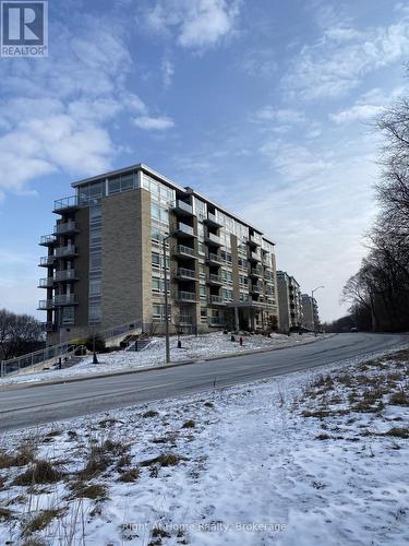 606 - 455 CHARLTON AVENUE E  Hamilton (Stinson), ON L8N 0B2