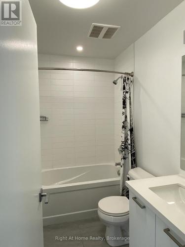 606 - 455 Charlton Avenue E, Hamilton (Stinson), ON - Indoor Photo Showing Bathroom