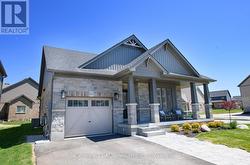 107 PLEWES DRIVE  Collingwood, ON L9Y 3B7