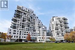 1412 - 1050 EASTERN AVENUE  Toronto, ON M4L 0B7