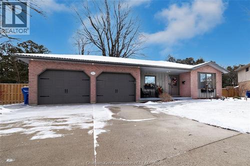 52 FARMHOUSE PLACE  Chatham, ON N7L 5C7