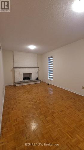 4483 Radisson Crescent, Mississauga, ON - Indoor Photo Showing Other Room