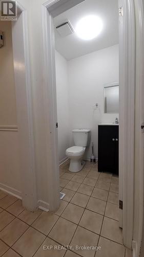 4483 Radisson Crescent, Mississauga, ON - Indoor Photo Showing Bathroom
