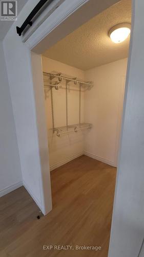 4483 Radisson Crescent, Mississauga, ON - Indoor