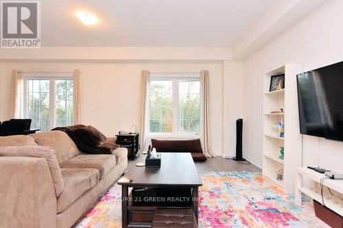 150 Winters Way, Shelburne, ON - Indoor Photo Showing Living Room
