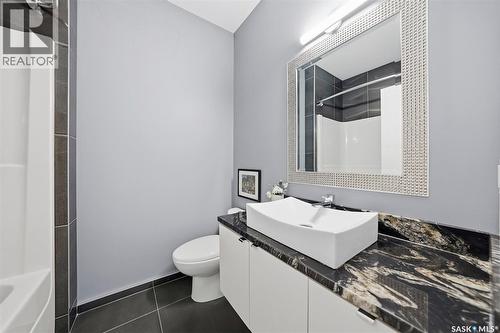 1310 Empress Avenue, Saskatoon, SK - Indoor Photo Showing Bathroom