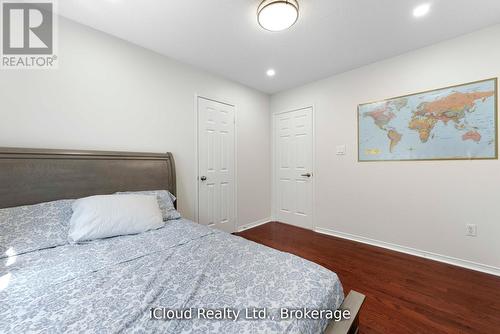 4758 Allegheny Road, Mississauga, ON - Indoor Photo Showing Bedroom