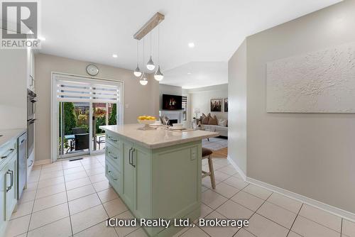 4758 Allegheny Road, Mississauga, ON - Indoor Photo Showing Kitchen