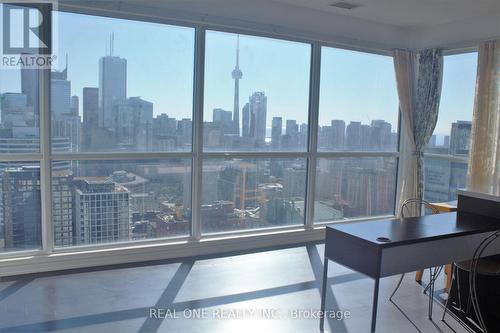 4010 - 386 Yonge Street, Toronto, ON - Indoor Photo Showing Other Room