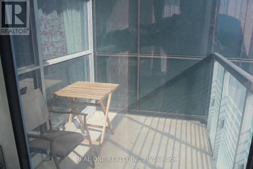 4010 - 386 Yonge Street, Toronto, ON - Outdoor With Exterior